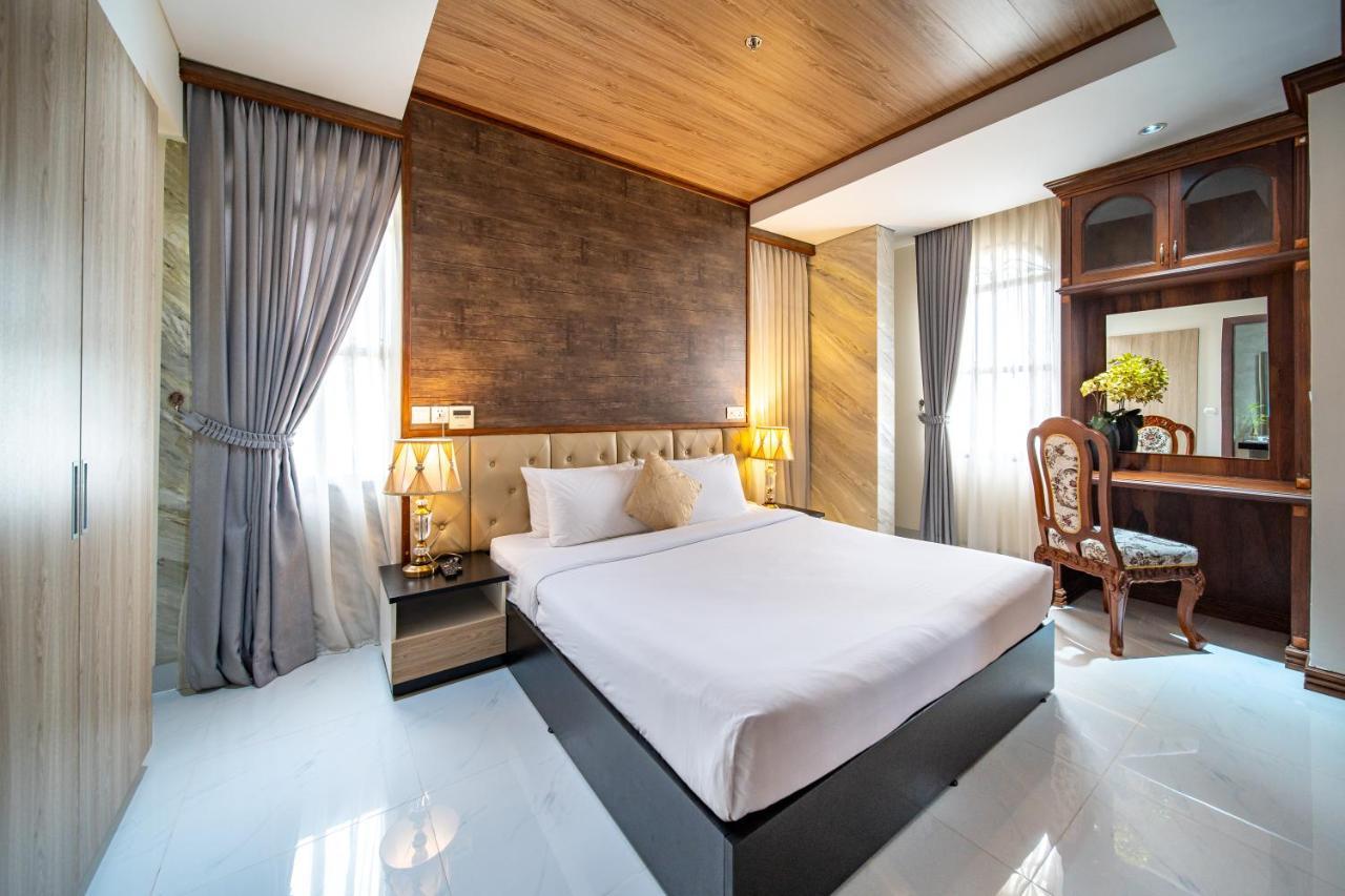 Lcs Hotel & Apartment Phnom Penh Bagian luar foto
