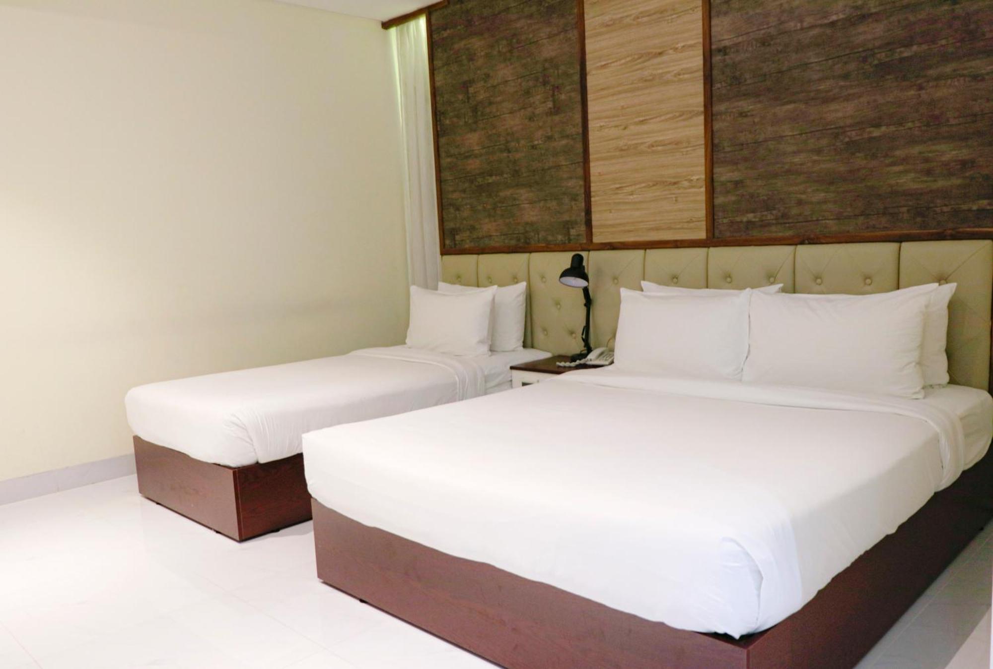 Lcs Hotel & Apartment Phnom Penh Bagian luar foto