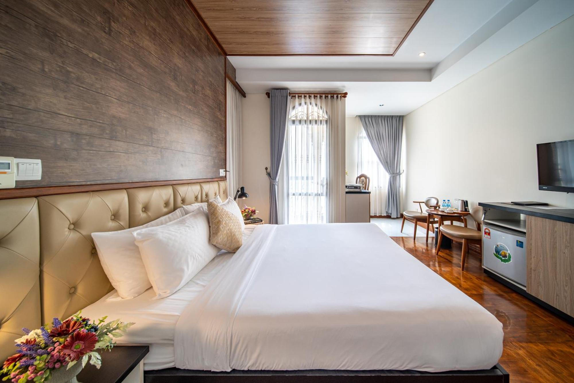 Lcs Hotel & Apartment Phnom Penh Bagian luar foto